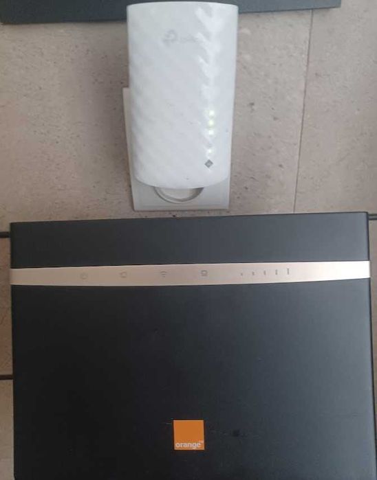 Huawei B525s-23a+ antena panelowa+ wzmacniacz wifi tp-Link Re200