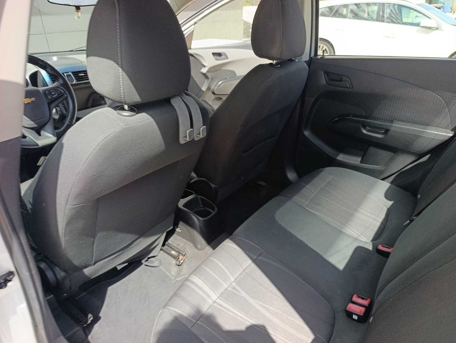 Chevrolet AVEO 1.3 Diesel 2013 com LCD screen