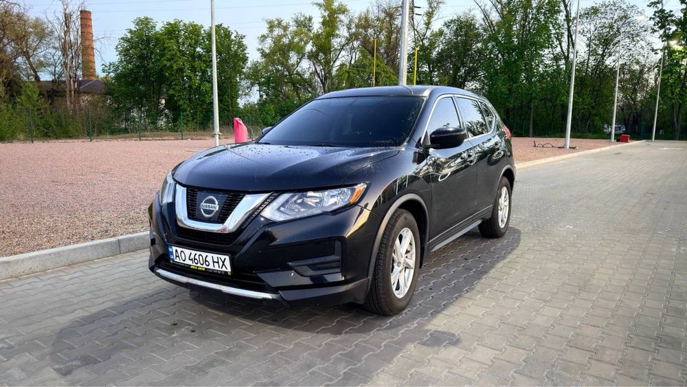 Nissan Rog в ідеальному стані 2017 рік