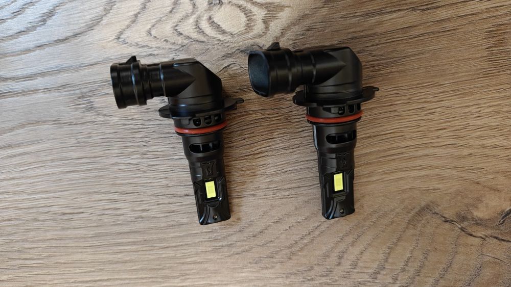 Комплект. LED лампи H1 H3 H4 H7 H8 H9 H11 HB3 9005 HB4 9006 H27 H13  70W 18000Lm 6000K безвентиляторні IP68 комплект 12-18В. Ціна за 2шт.