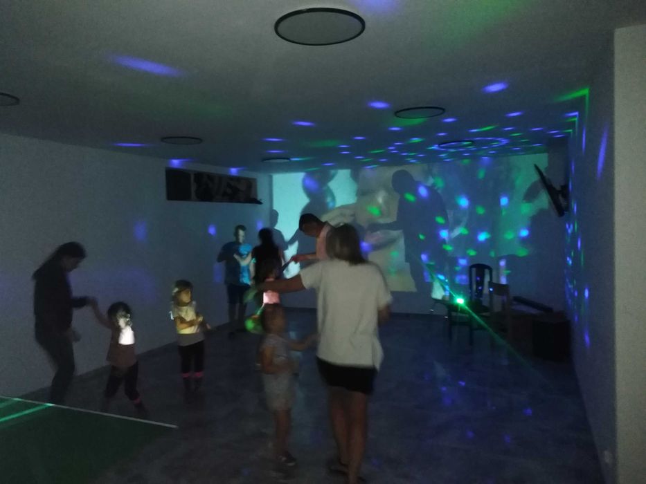 Pokoje apartamenty noclegi wczasy nad morzem basen sauna jacuzzi