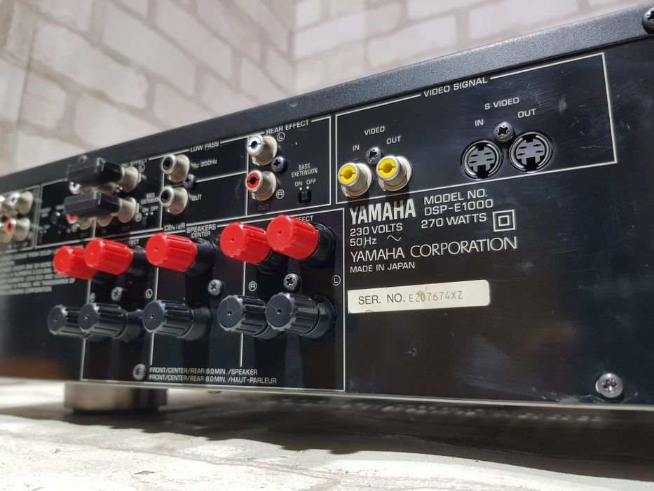 Стерео підсилювач/усилитель YAMAHA DSP-E1000, б/у з Німеччини +1 ц
