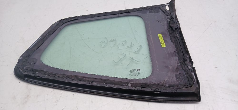 Vidro do painel trás esquerdo OPEL Zafira Tourer (P12)