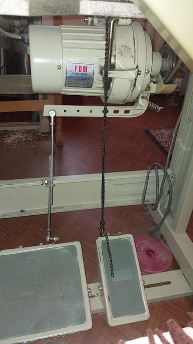 Оверлок промышленный