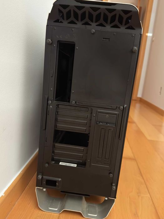 Caixa Pc Torre Cooler Master SL600M