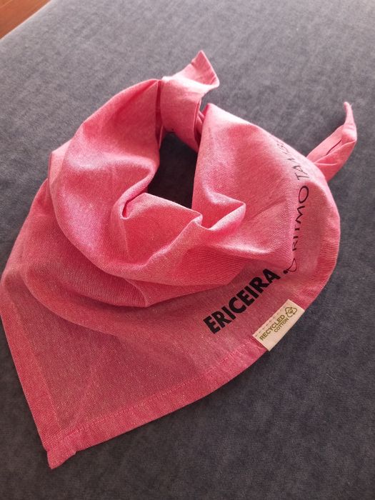 Lenço Cabeça Triangular. NOVO