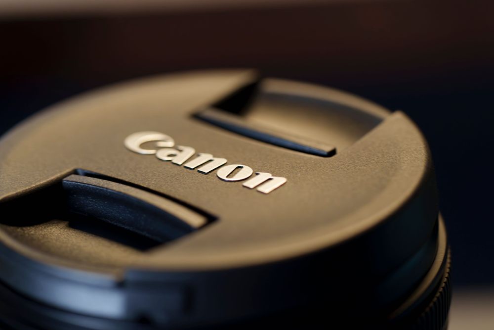 Canon 10-18mm f/4.5-5.6 IS STM – Como Nova