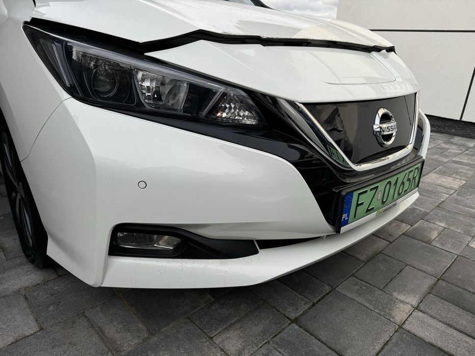 РАЗБОРКА Nissan Leaf ze1 40 62 Кришка Ляда Бампер Фонарь. ЗАПЧАСТИ