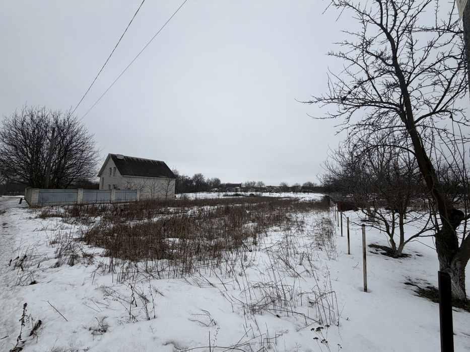 Земельна ділянка під забудову 15с, поруч житлові будинки