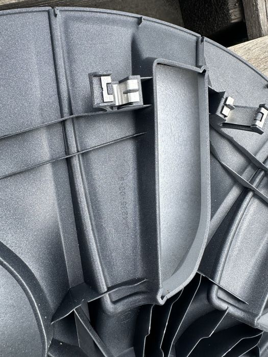 Ковпак колісній Tesla Model Y , 1044235-00-B
