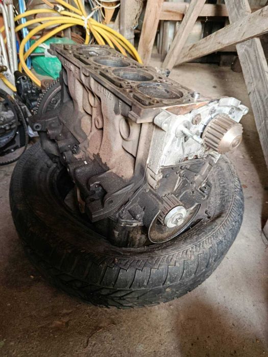 Двигун Renault 1.6 K4M + прокладки