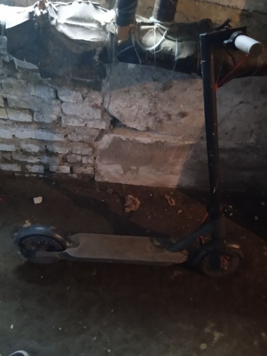 Продам електросамокат