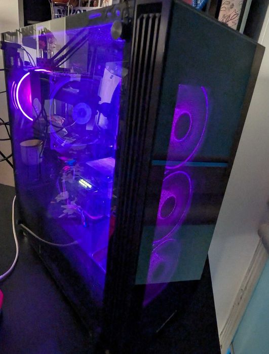 Komputer i5-12400 AMD 9060xt 16gb ssd