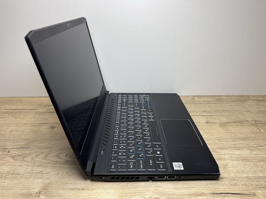 Acer Predator PH315-53 | 144Hz | i5-10300H | RTX 2060 6Gb | 16/512 | акб ок!