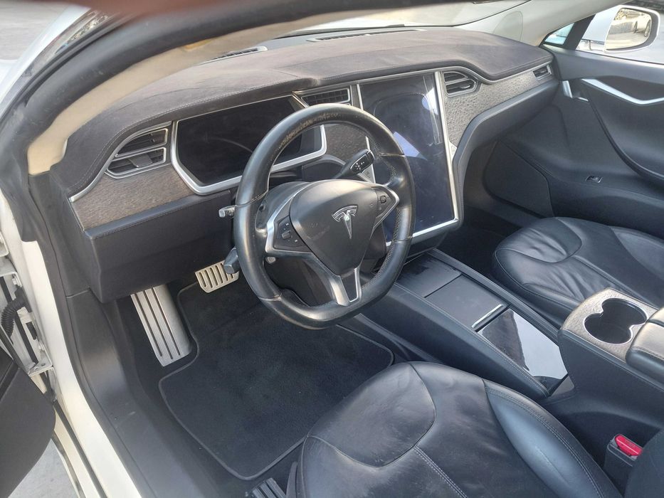 Tesla Model S 85  2013