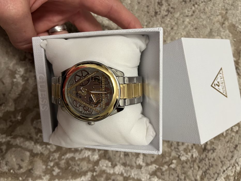 Zegarek Guess nowy z metką