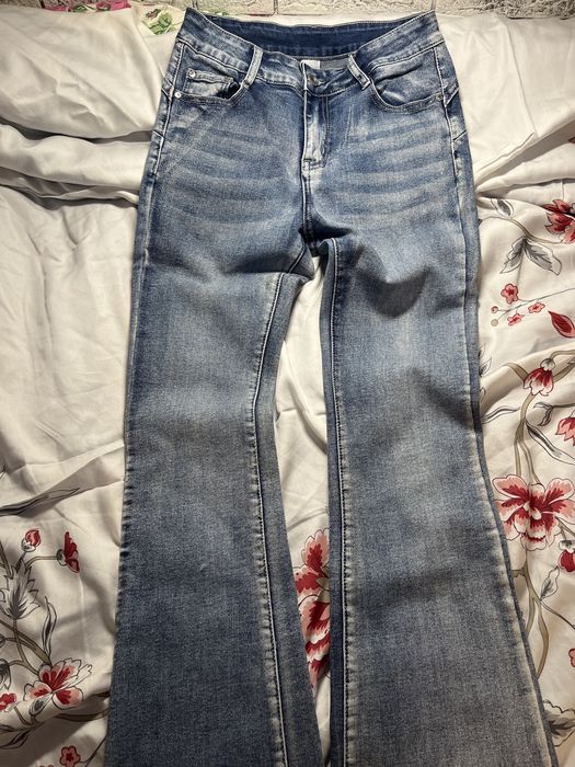 Жіночі джинси кльош Xs-S