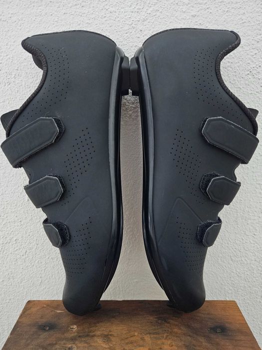 Sapatos de estrada AGU T.39 / 40 / 42 / 43 / 44 / 46 *novos*