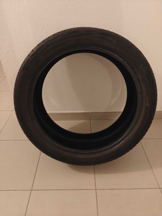 Pneus Continental