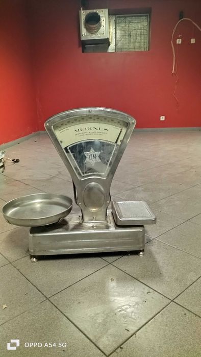 Balança antiga com 50 anos