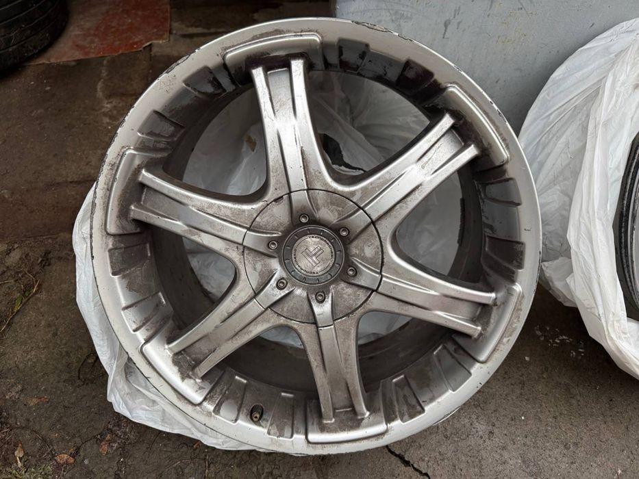 Продам диски Mitsubishi Pajero