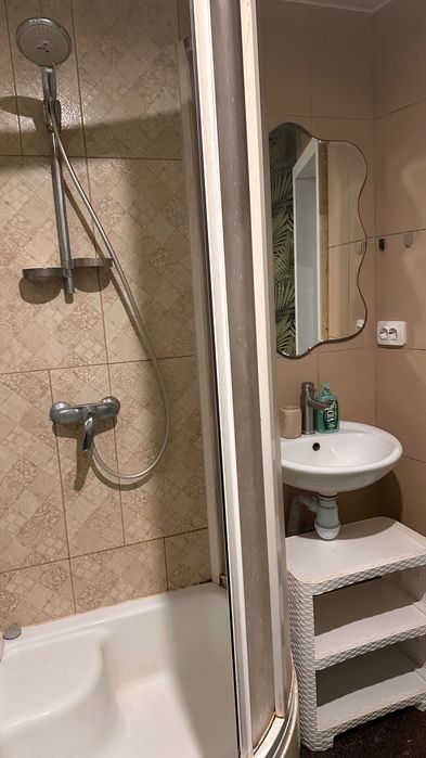 Квартира в приват секторі  Липини. Власник