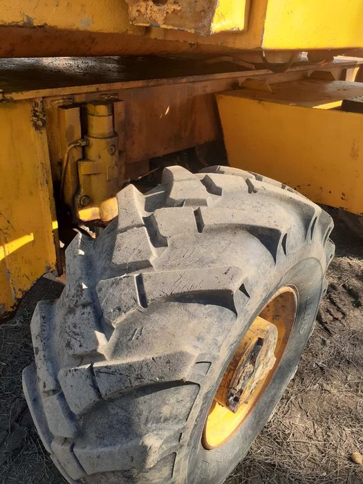 Продам Екскаватор CASE 688