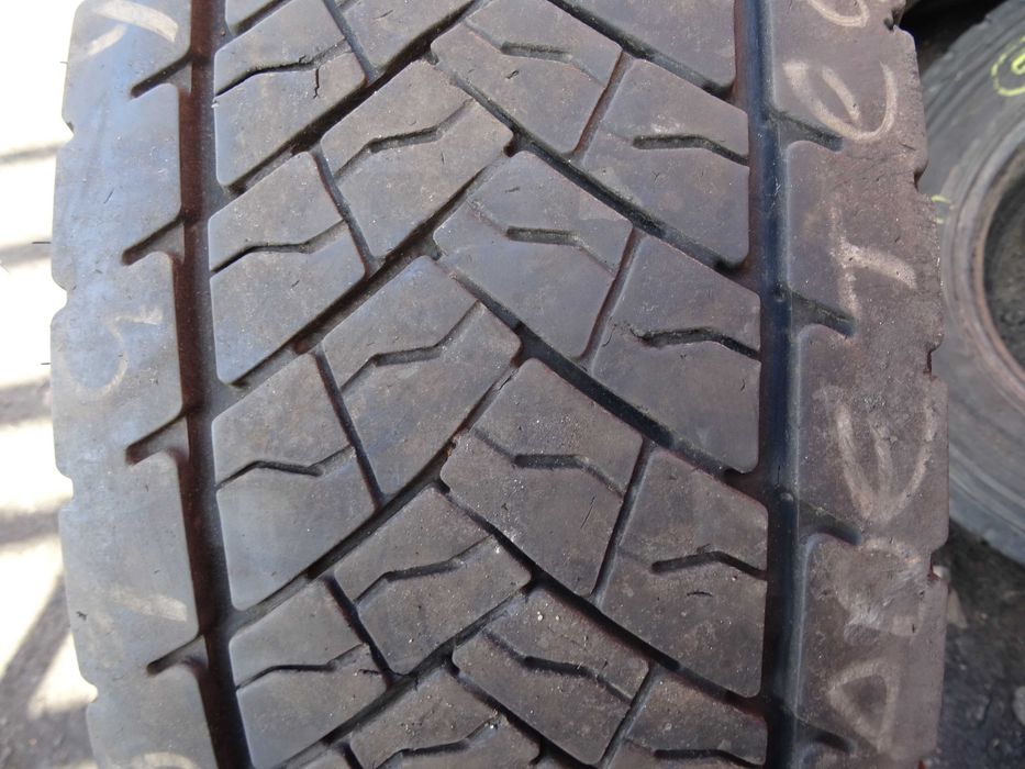 opona 265/70R19.5 Goodyear KMAX D (500 netto)