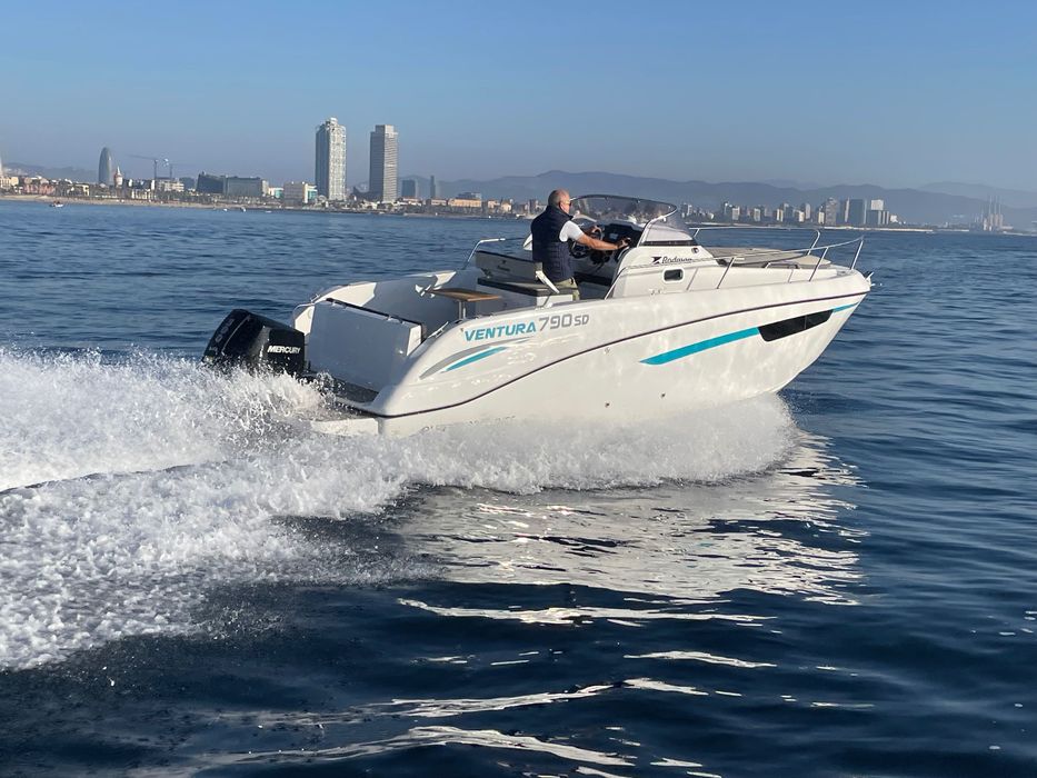 Łódź motorowa RODMAN 790 SD