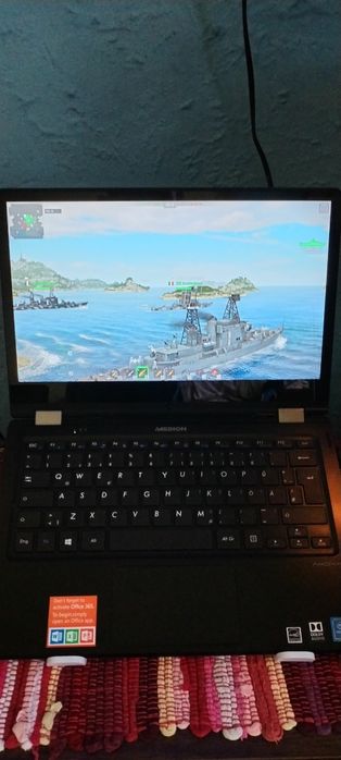 Laptop Medion e3216