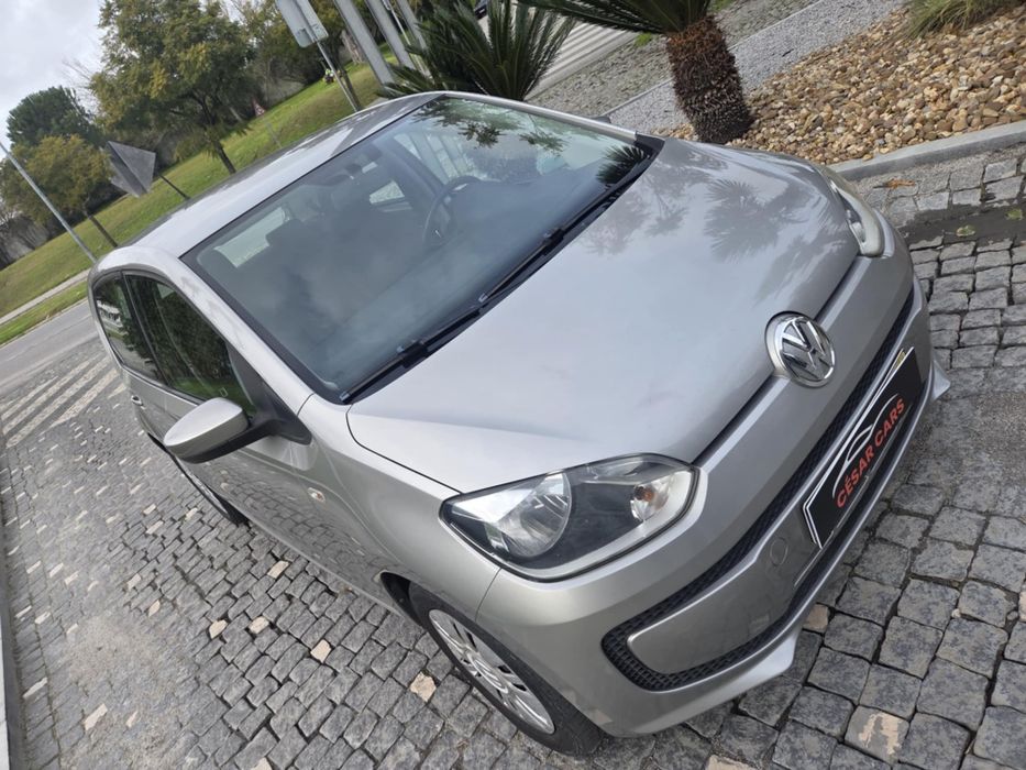 VW UP 1.0 Excelente