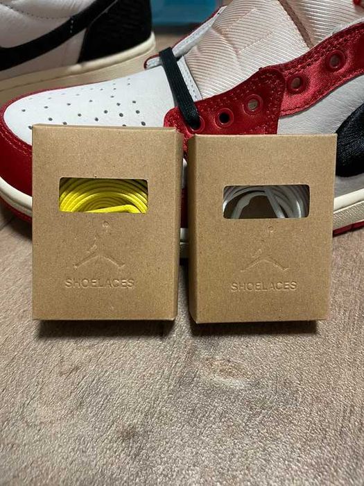 Jordan 1 Retro Low OG Trophy Room Rookie Card Away R.44