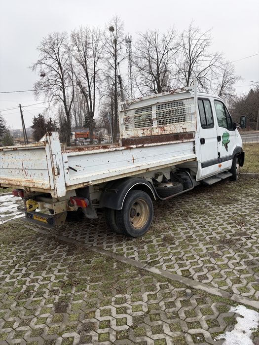 Renault Mascot wywrotka 7 osób