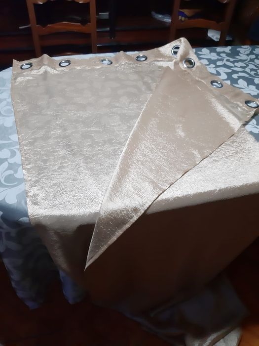 Varão cortinados e cortinados