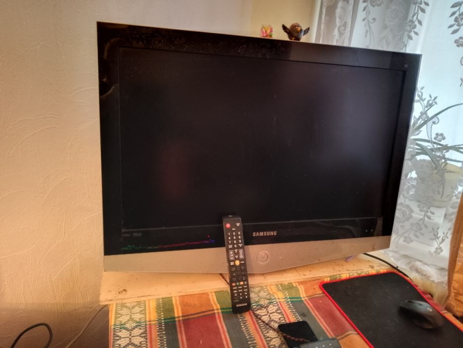 Телевизор samsung 32"