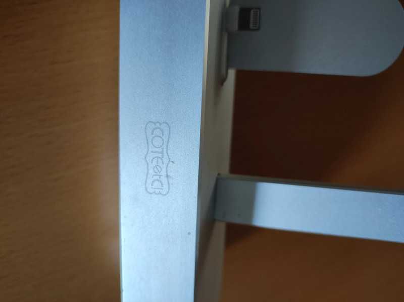 Stacja dokująca do iPhona Apple podstawka ładowarka