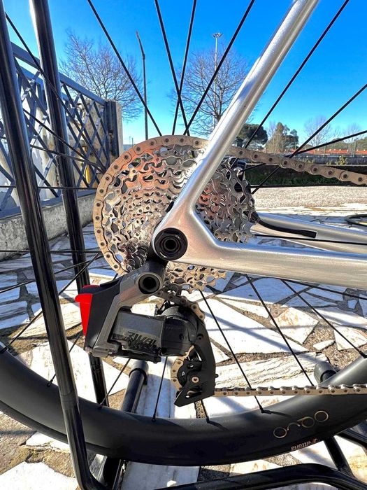 Orbea Orca - Sram Rival eTAP AXS (Eletrónico) C/ Potenciómetro