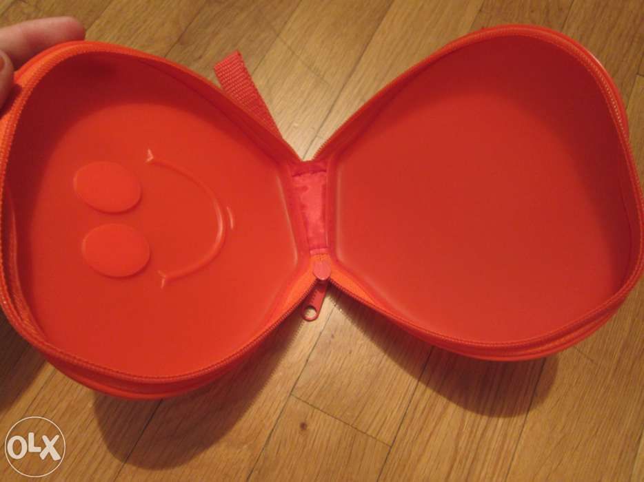 Porta cd's em forma de maça novo