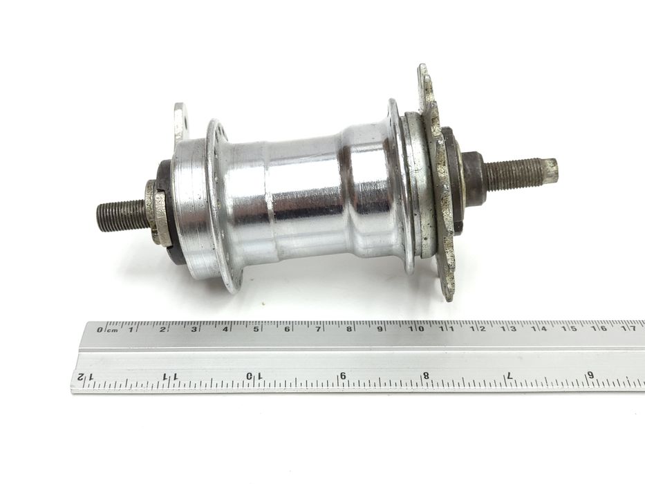 NOWA Piasta koła tylnego 36 szprych do rowerów radzieckich Zif Mińsk