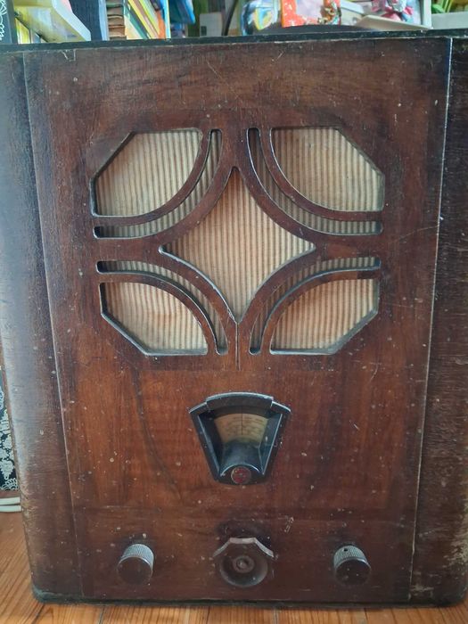 Rádio antigo anos 30