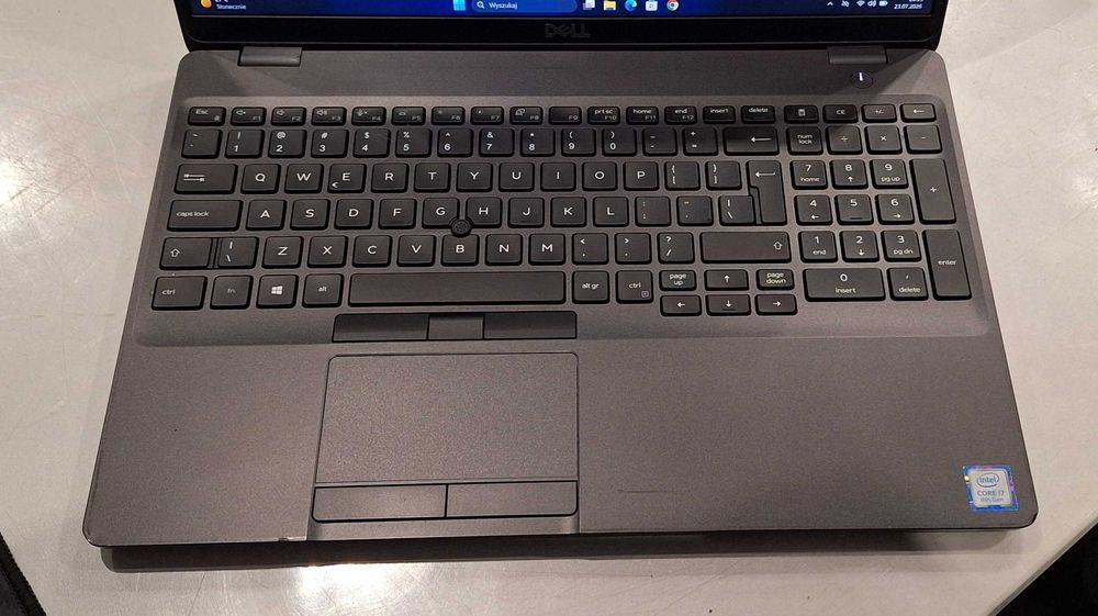 Laptop Dell Latitude 5500 Intel i7 -8665U| 16 GB RAM| 256 GB SSD| 15,6" | W11