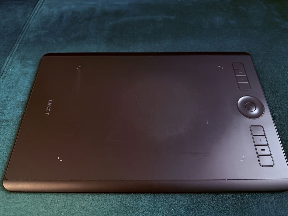 Tablet graficzny Wacom Intuos Pro PTH-660