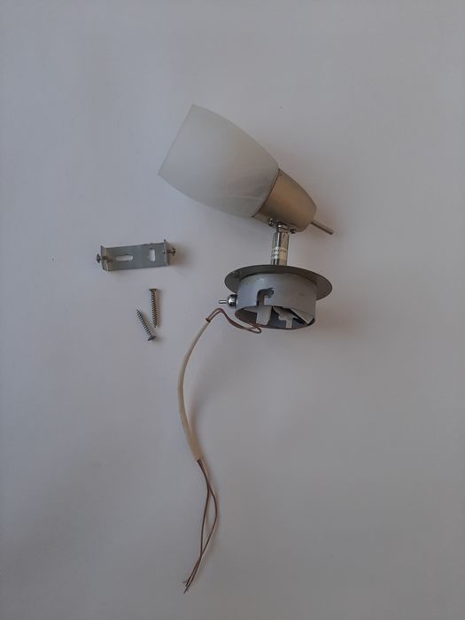 Настенный светильник бра на одну лампочку. Патрон Е14