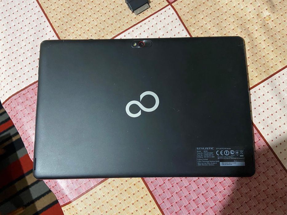 Планшет Fujitsu Stylistic M 532