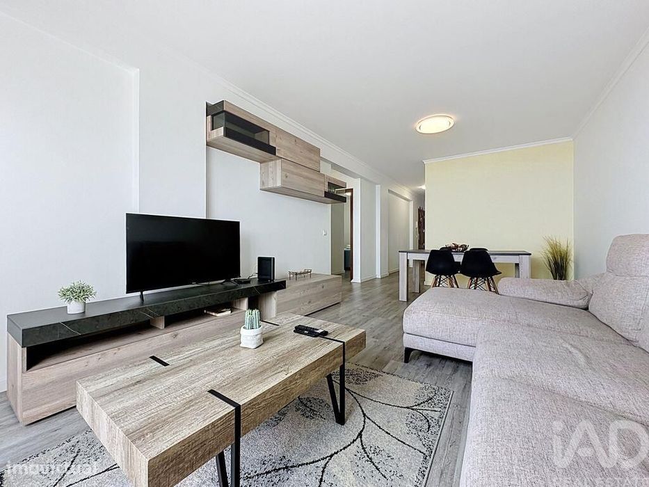 Apartamento T2 em Caniço de 77,85 m2