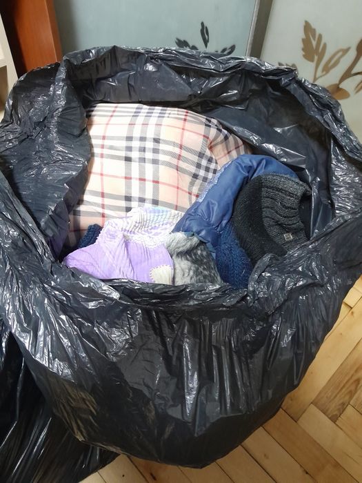 Отдам бесплатно вещи