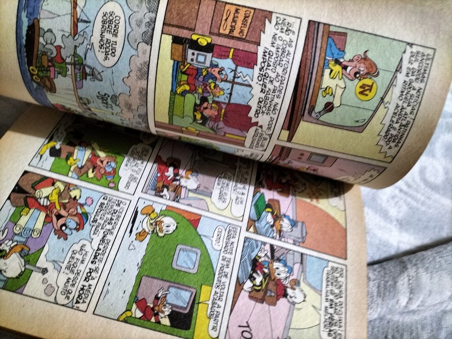 Livro banda desenhada Hiper disney anos 90