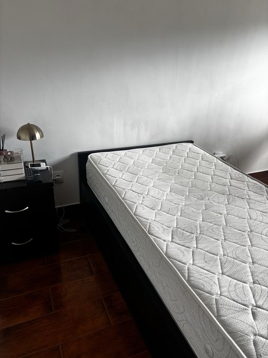 Cama de solteiro