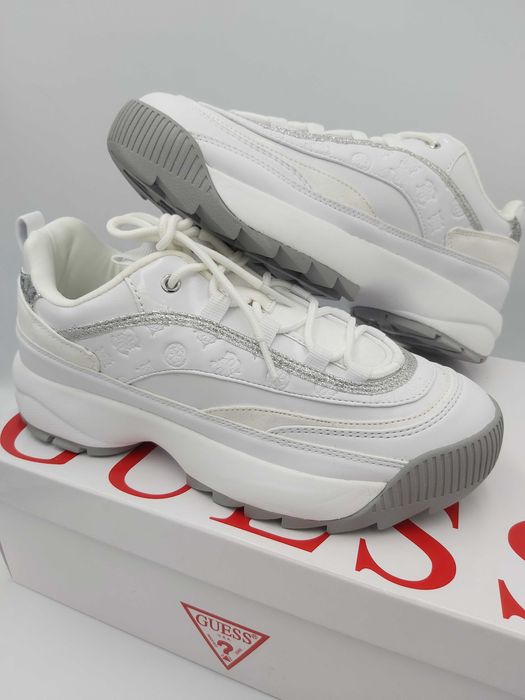 SP Nowe buty GUESS sneakersy białe monogram trampki rozmiar 39