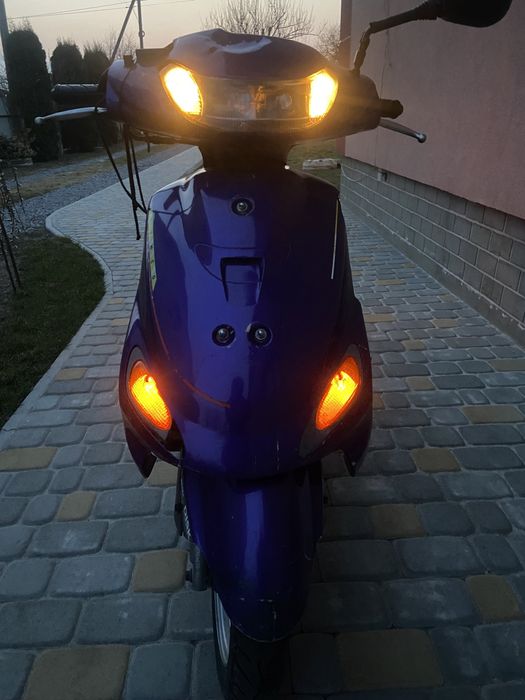 Скутер KYMKO 50 кубів